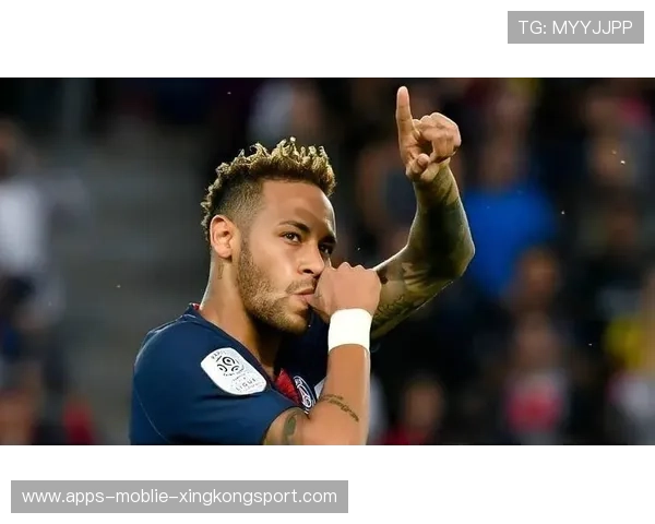 拜仁看内马尔式左路杀:当大帝遇上巴萨的魔术师