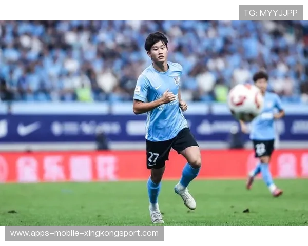 狼队评估梅西式细腻脚法:如何诠释足球艺术的极致